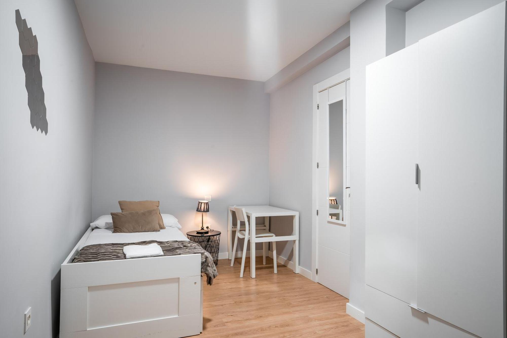 Apartamento Qh Estacion De Tren Granada Exterior foto
